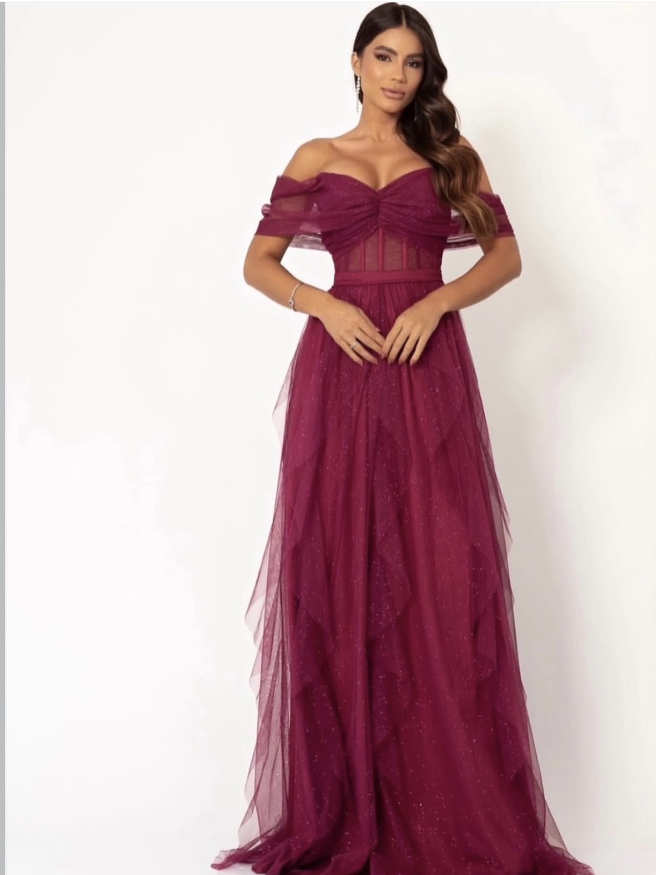 Vestido Sandra tule ombro a ombro com brilho 