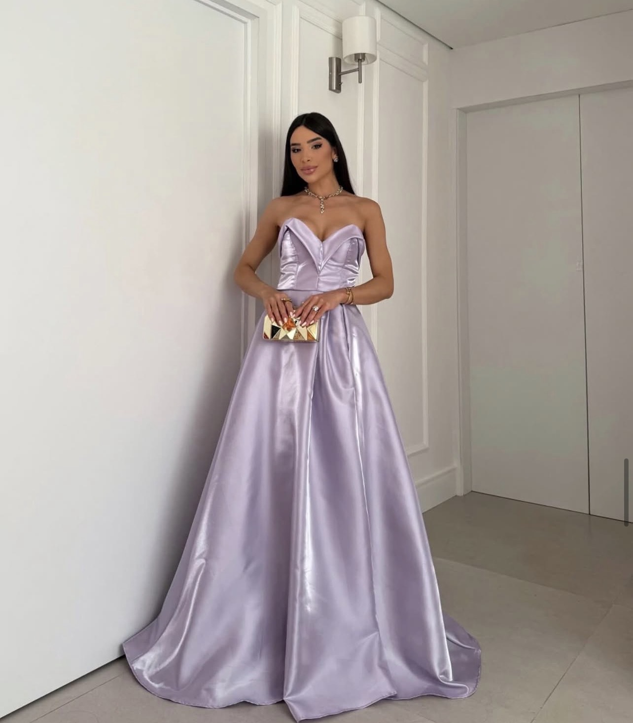 Vestido Aline tomara que caia zibeline glow 