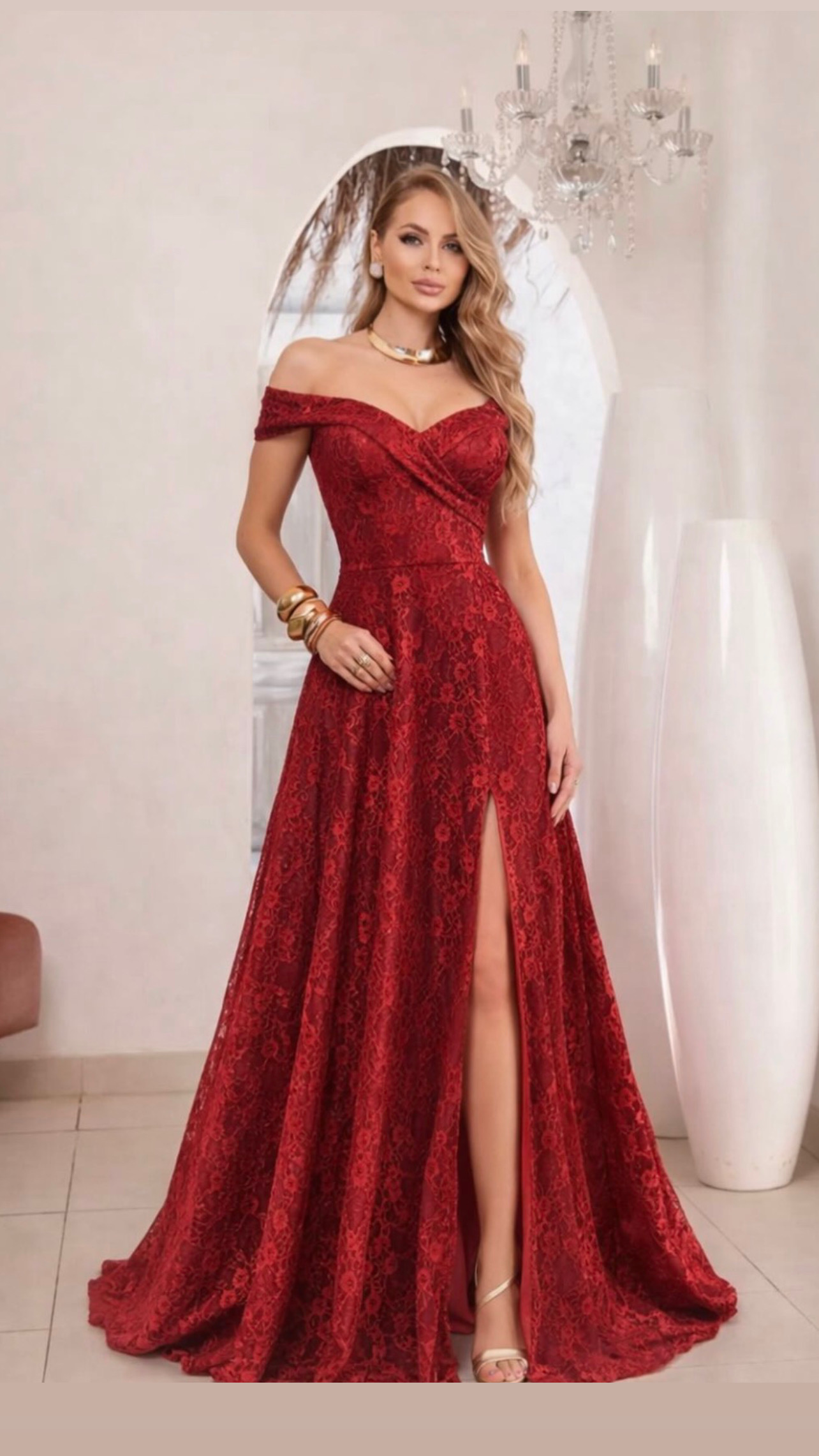 Vestido aurora vermelho ombro a ombro com bordados em brilho 