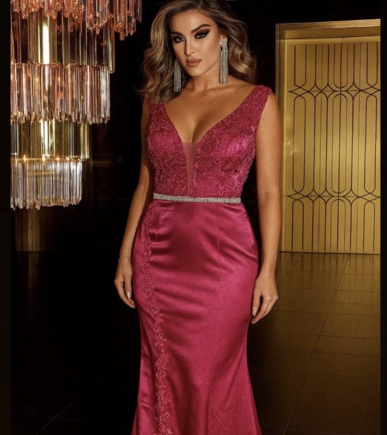 Vestido estilo em pedras Fuscia 