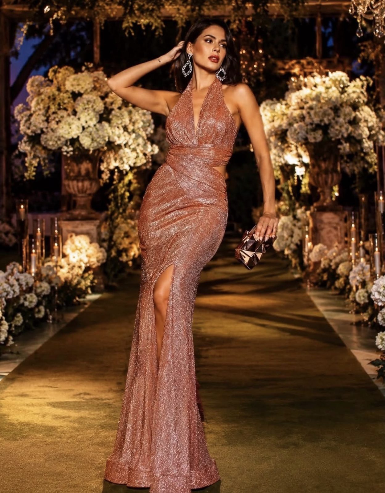 Vestido Longo Rosê Metalizado com Recortes ✨ 