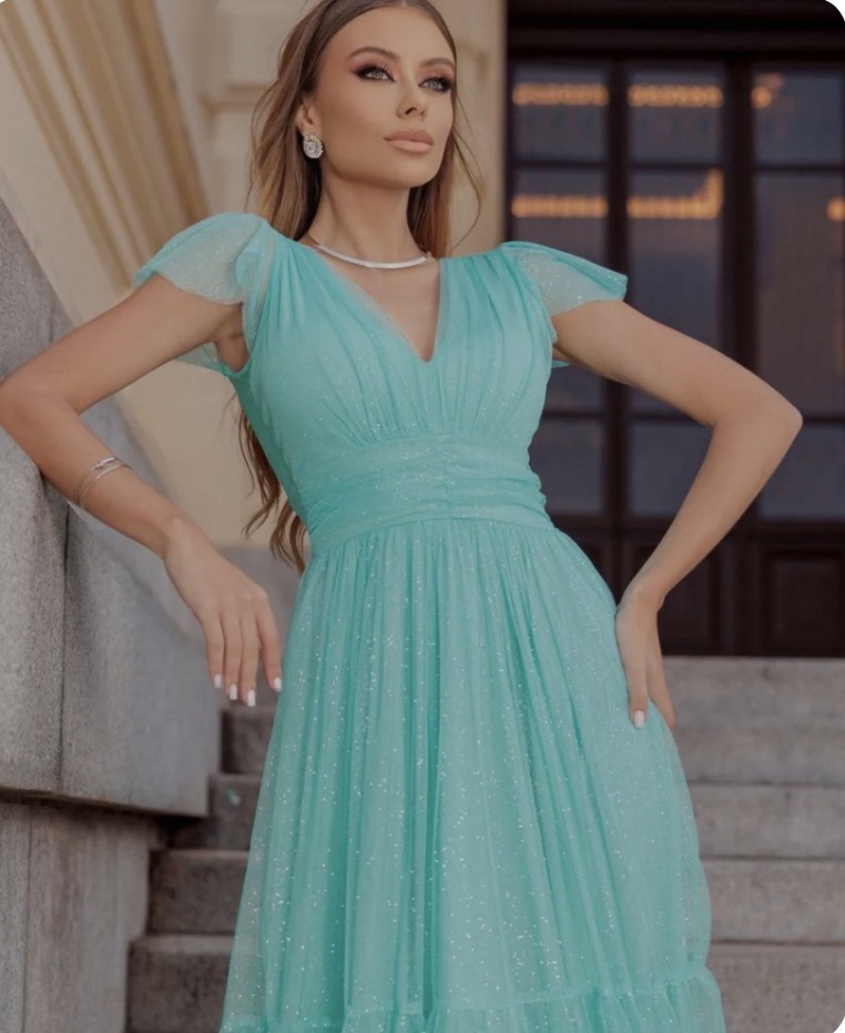 Vestido Longo Turquesa com Brilho Delicado